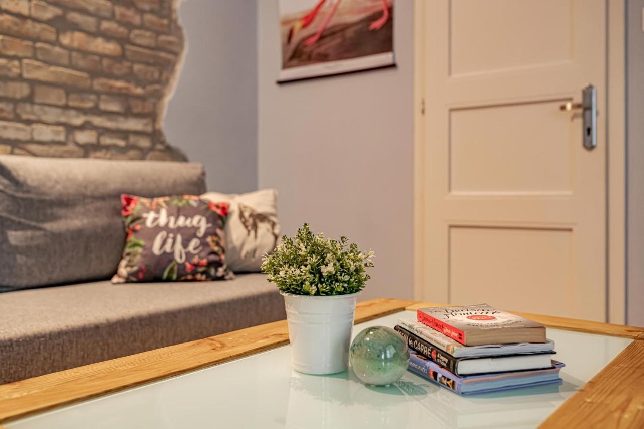 Apartman Design At The Ruin Pubs Budapest