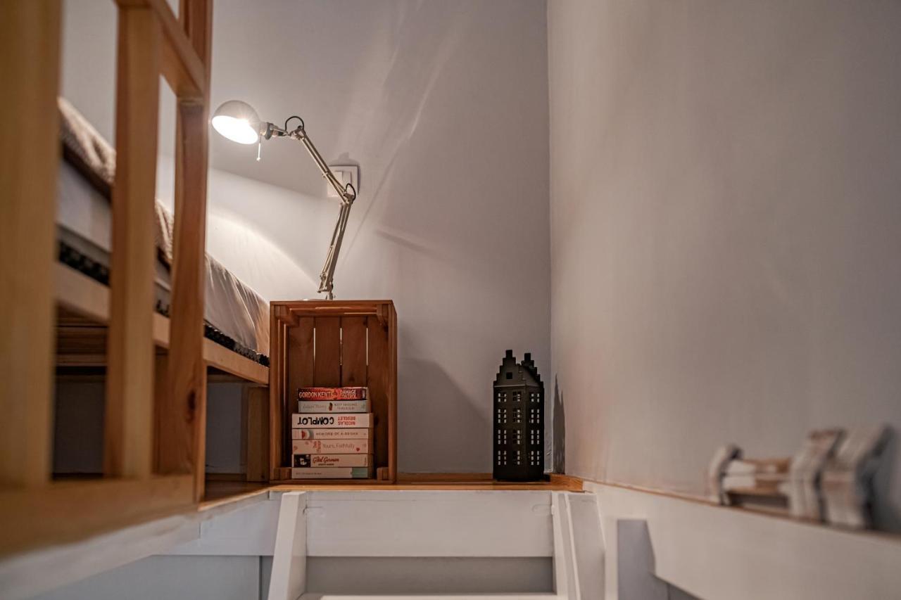 Design At The Ruin Pubs Apartman *